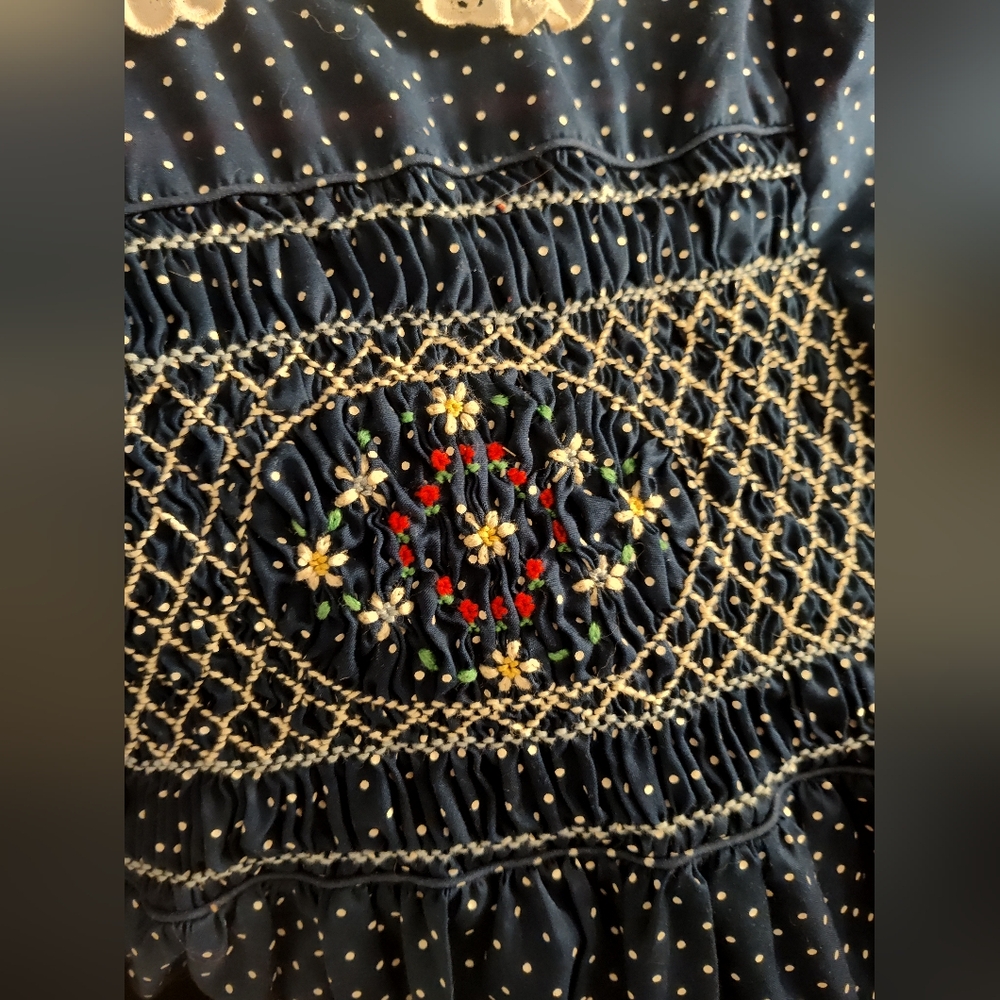 Vintage 1970's Polly Flinders Hand Smocked Dress - Picture 3 of 4
